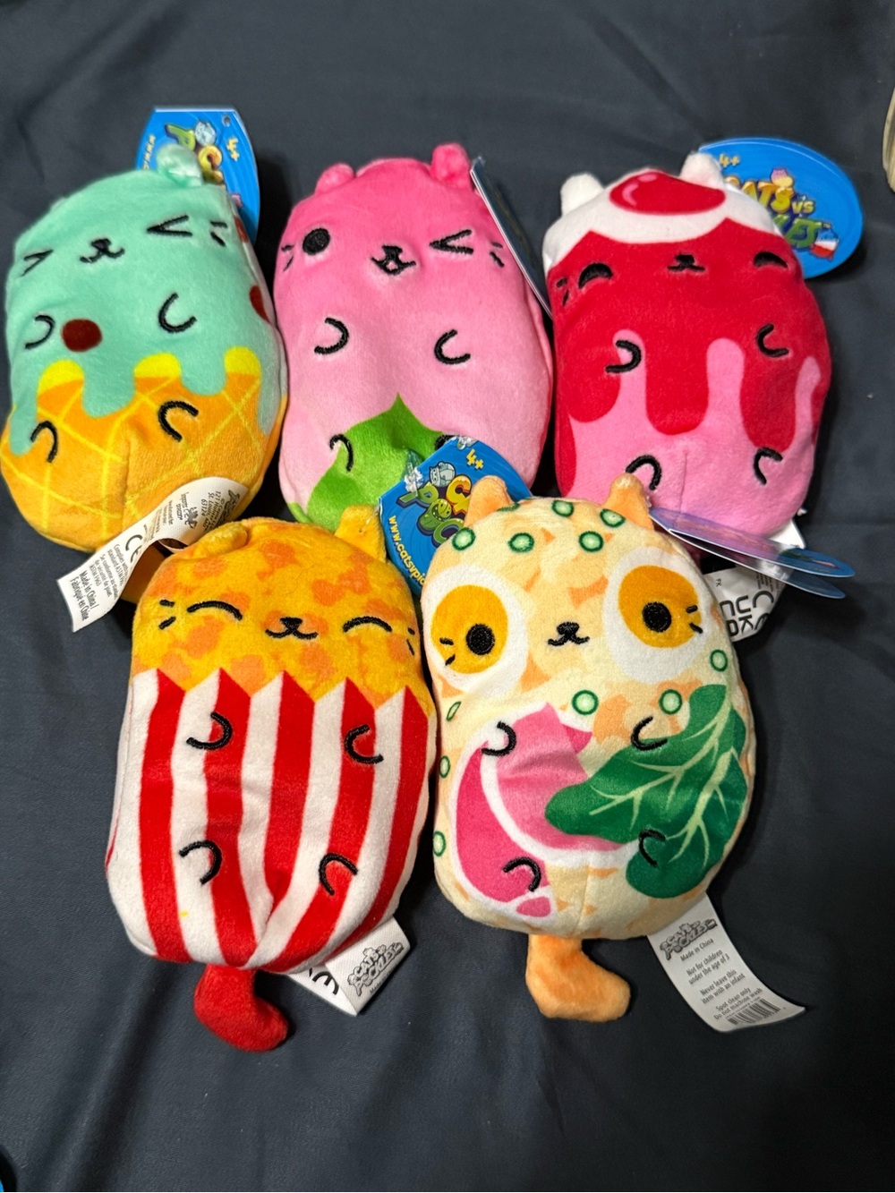 Cats vs Pickles 5 Plush Bundle Mint Chippy Peaches Pawberry Purr-fait